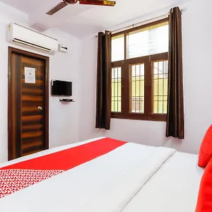 Oyo Flagship 70819 Royal King Delhi (National Capital Territory of India)